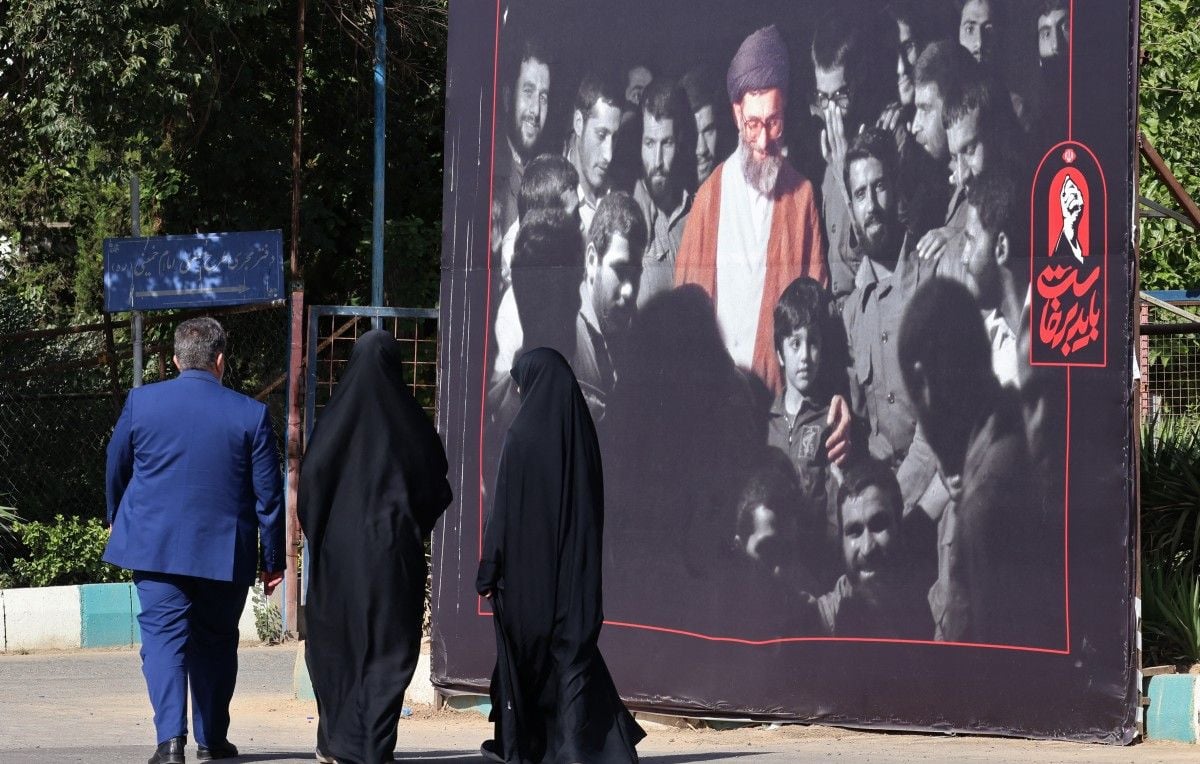 Talibanes, paquistaníes, guardias revolucionarios… ¿Quién acudió al funeral de Ali Jamenei? Talibanes, paquistaníes, guardias revolucionarios… ¿Quién acudió al funeral de Ali Jamenei?